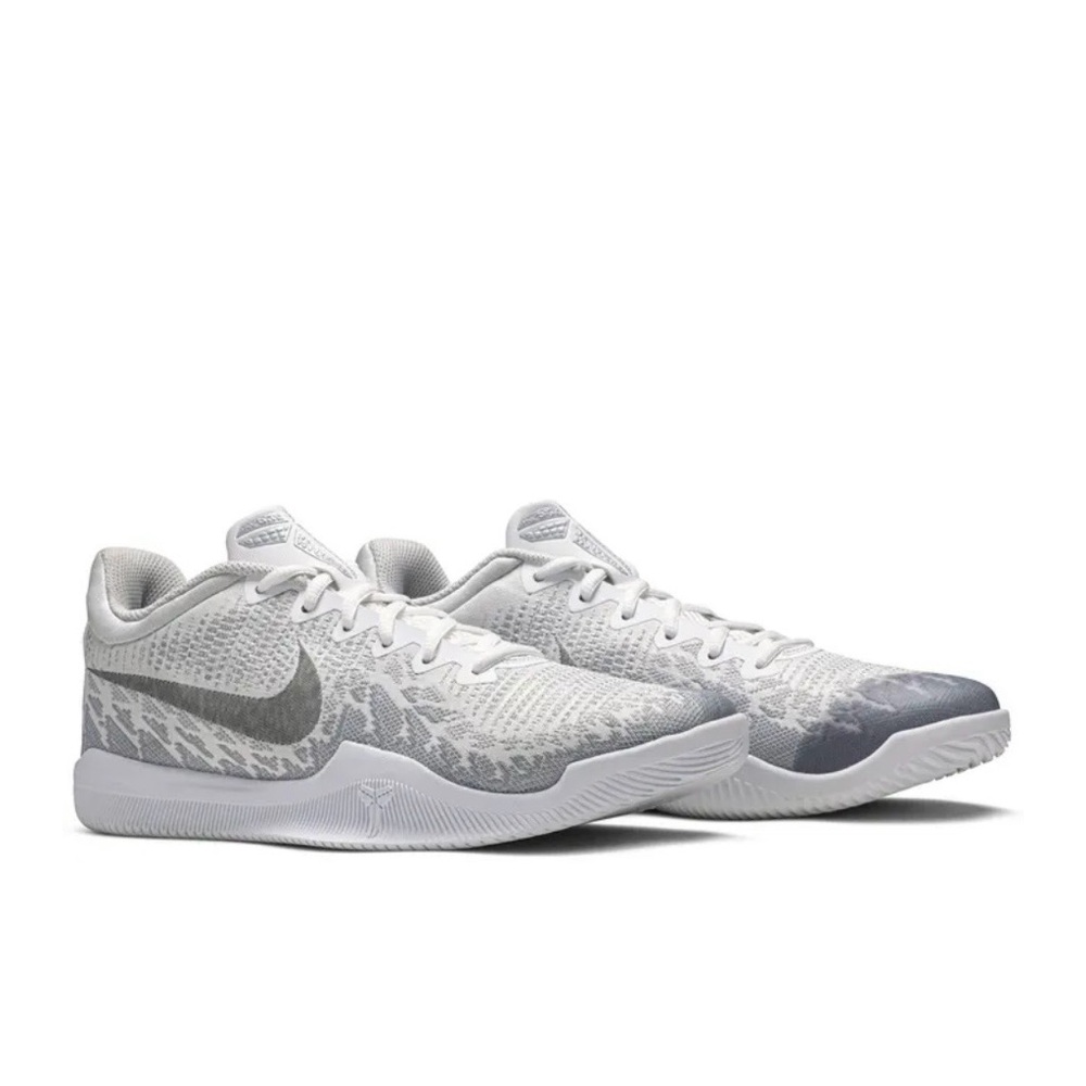 Nike Mamba Rage - NWT in box - Pure Platinum